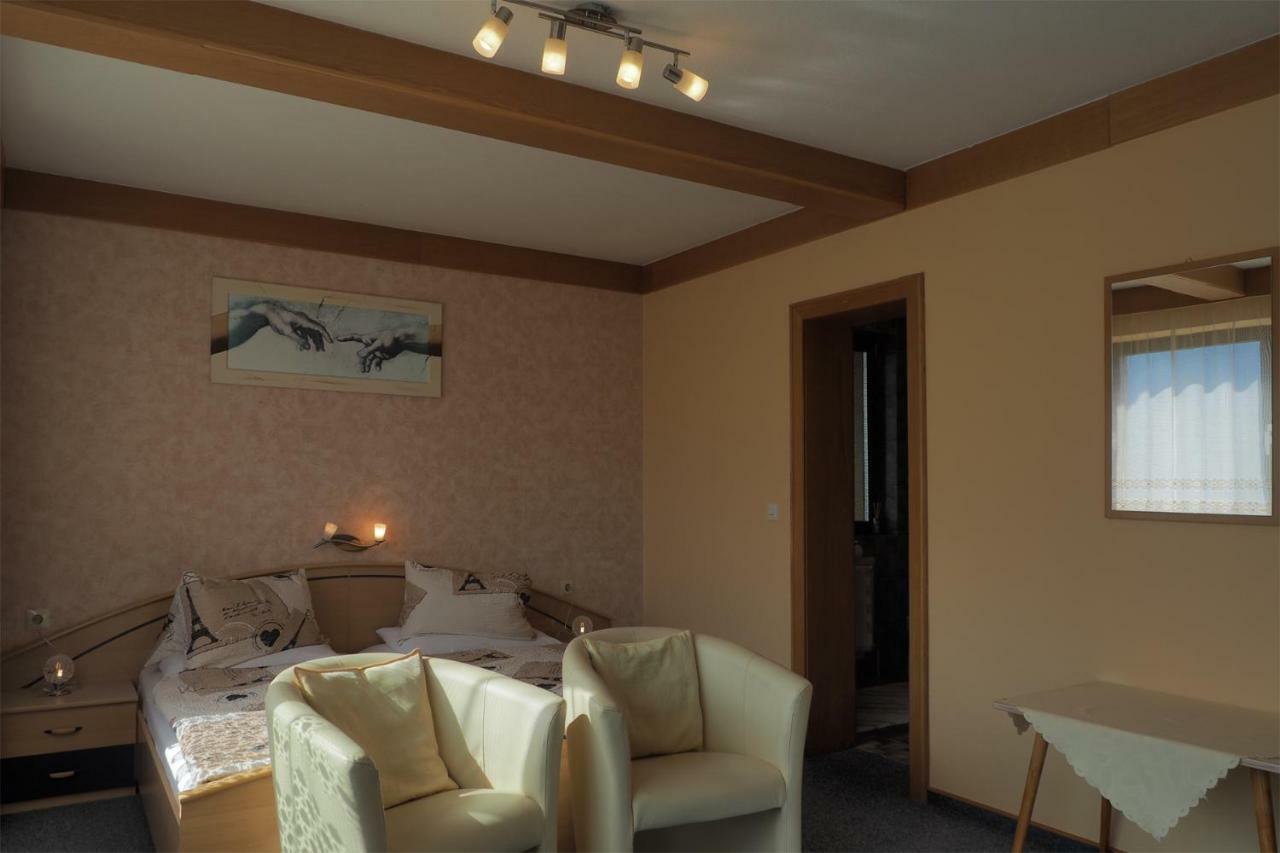 Gaestehaus Kratzer Virgen Kültér fotó